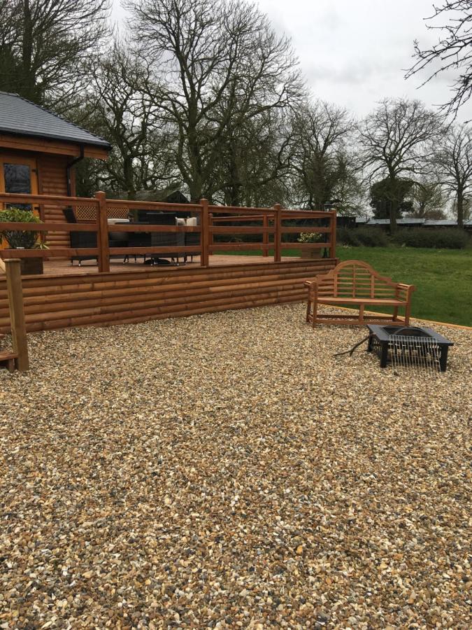 Hadleigh  The Orchard Bramble Lodge מראה חיצוני תמונה